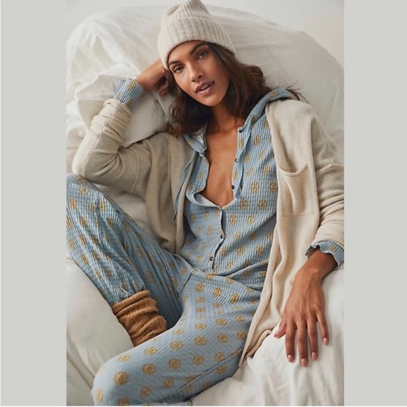 Free People Intimately Blue Lil Bit Lou Flare Long Johns Hooded Sleepwear Large - Picture 1 of 7